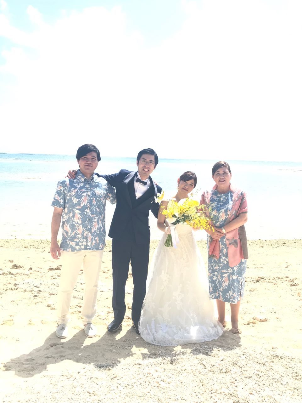 沖縄　結婚式　ワンピース　MAJUN　FLOWER RED
